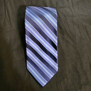 Vintage Stafford Tie, 100% silk.  Blue on blue, 58x35 in